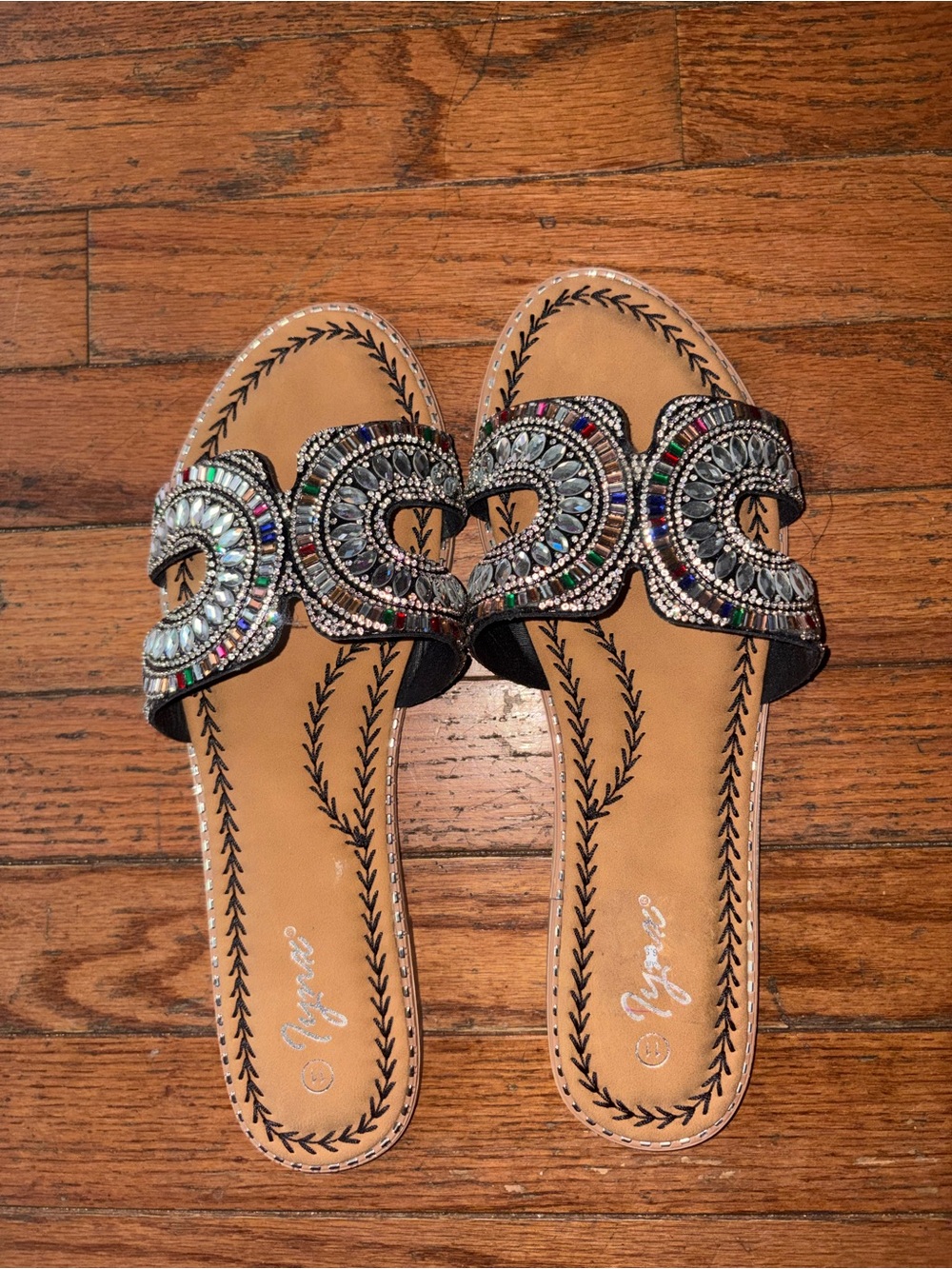 Beaded Tan Slide Sandals with Multicolor Accents size 11 fits like a 10.
